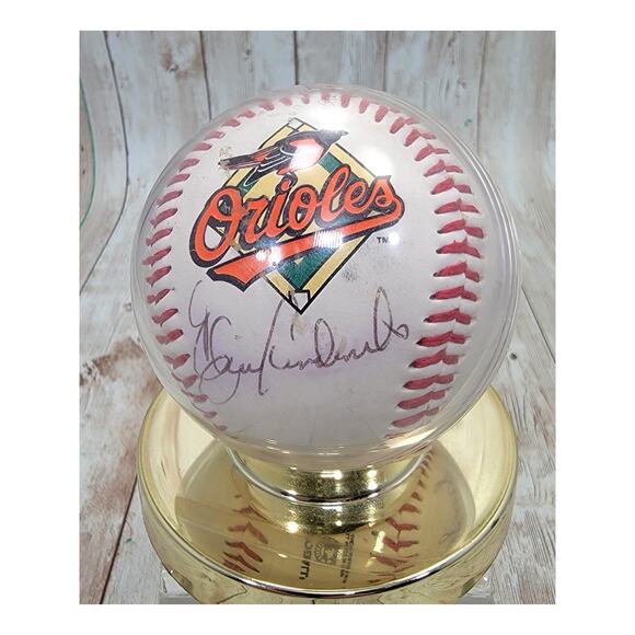 Baltimore Orioles Autographed Baseball Unknow Signatures - Picture 1 of 8